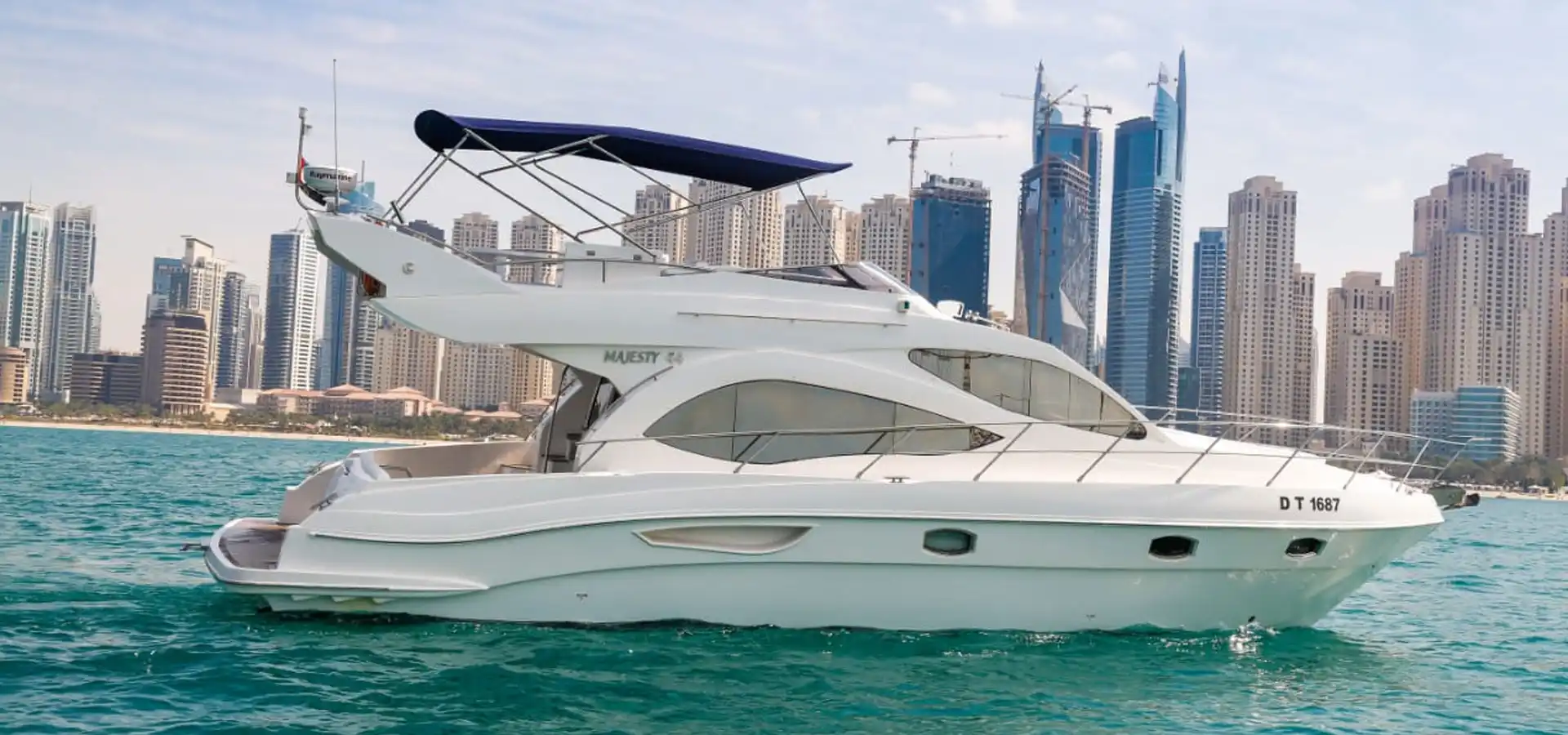 Dubai Private Luxury Yacht Rental (Standard)
